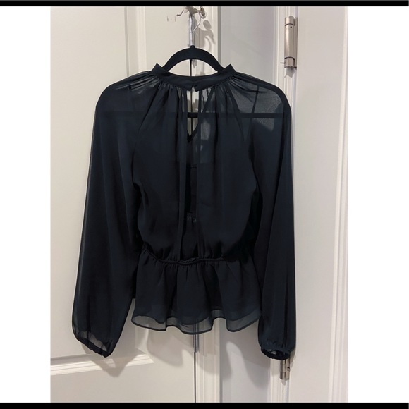 Express Shear Blouse - Picture 3 of 7